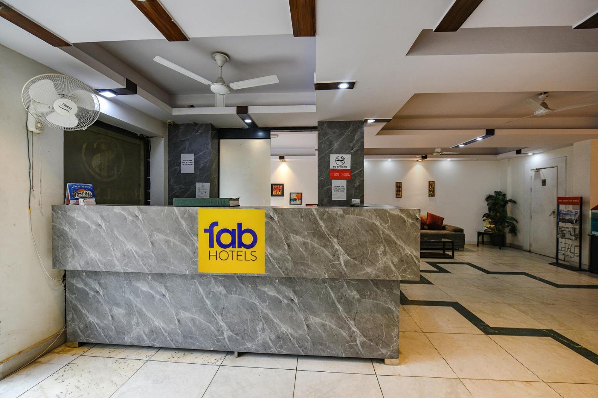 Fabhotel Swiss International Patel Nagar Ню Делхи Екстериор снимка