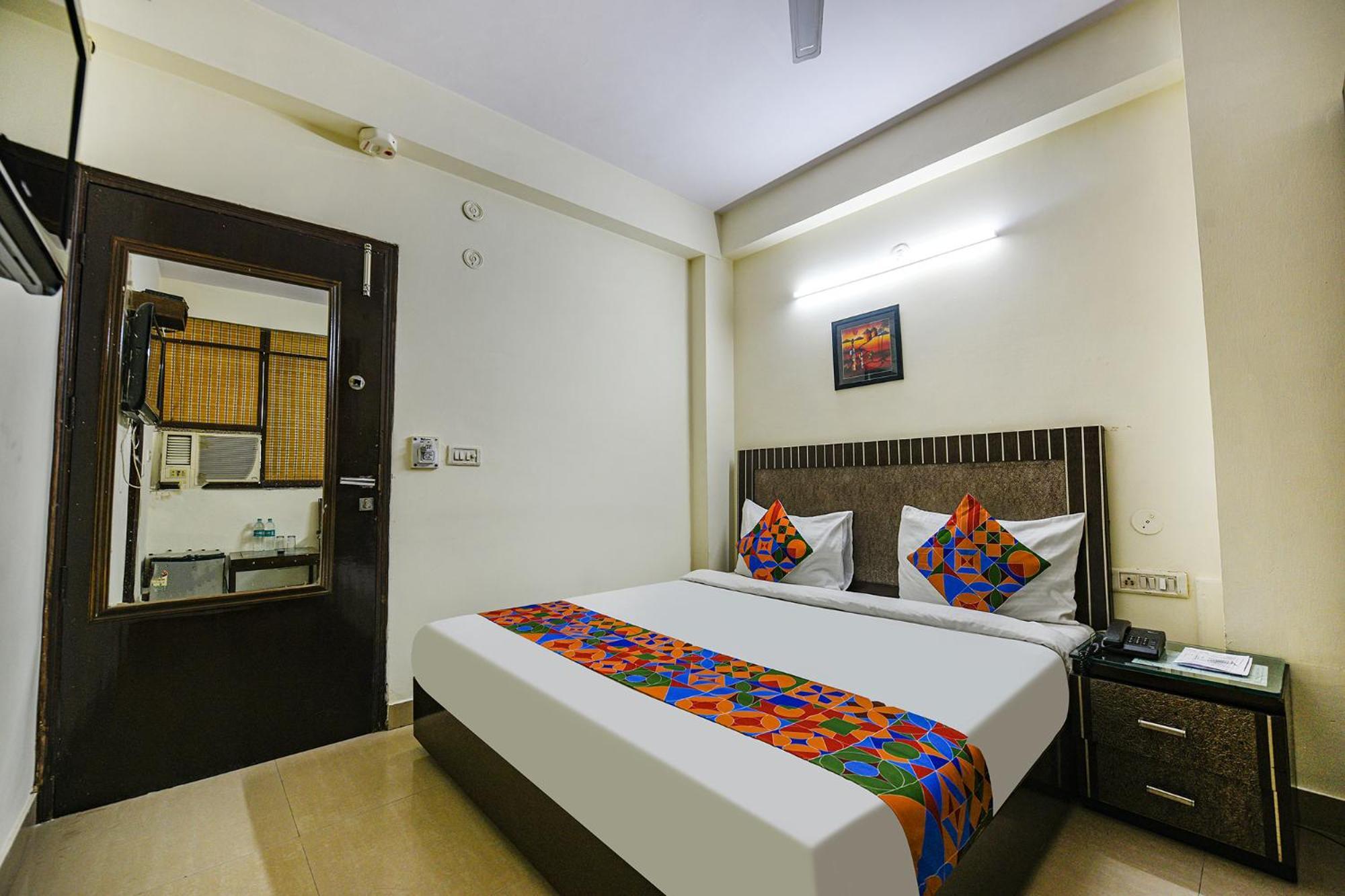 Fabhotel Swiss International Patel Nagar Ню Делхи Екстериор снимка